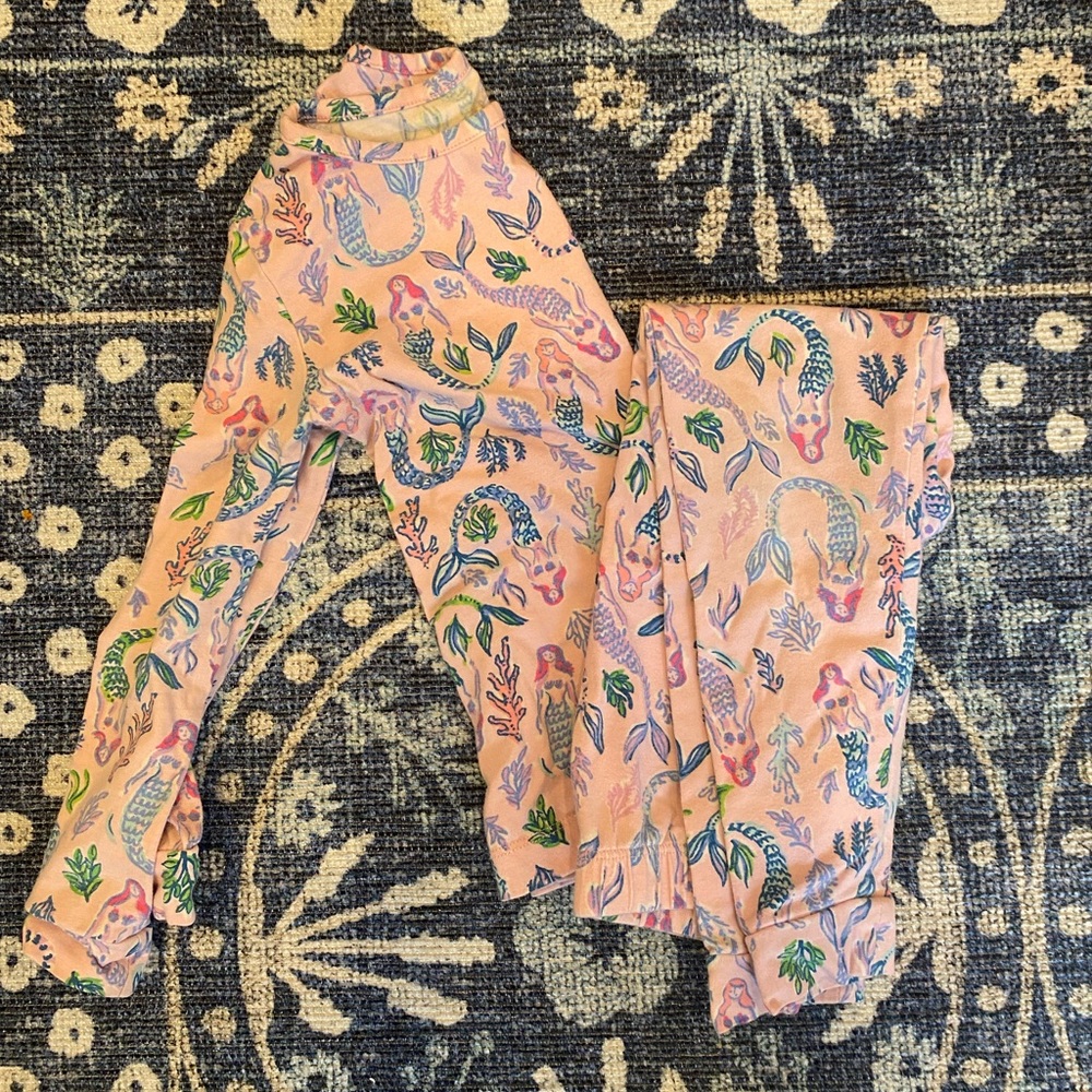 Lily Pulitzer mermaid pajamas size 4